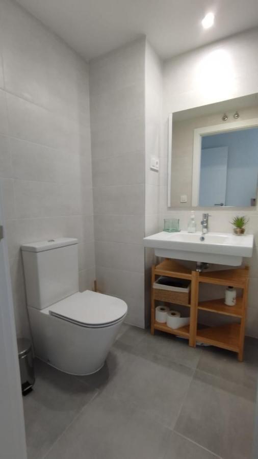 Habitacion Con Bano Privado Билбао Екстериор снимка