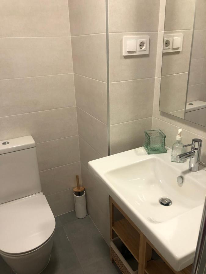 Habitacion Con Bano Privado Билбао Екстериор снимка