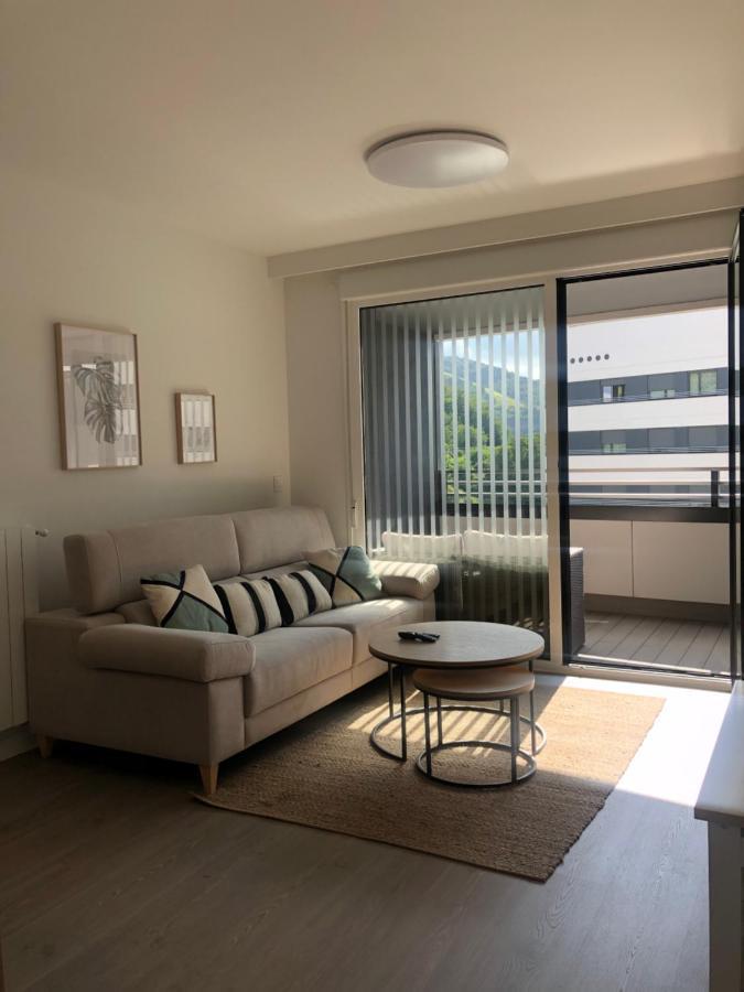Habitacion Con Bano Privado Билбао Екстериор снимка